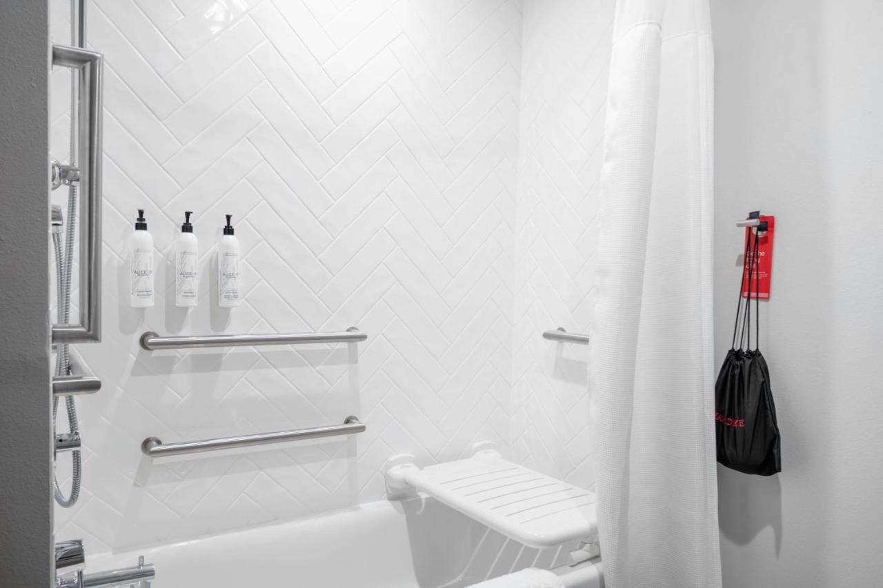 Towneplace Suites By Marriott Tampa Clearwater Esterno foto