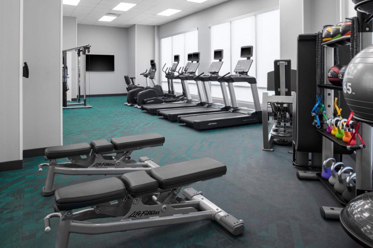 Towneplace Suites By Marriott Tampa Clearwater Esterno foto